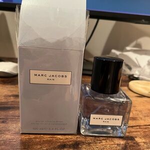 Marc Jacobs Rain